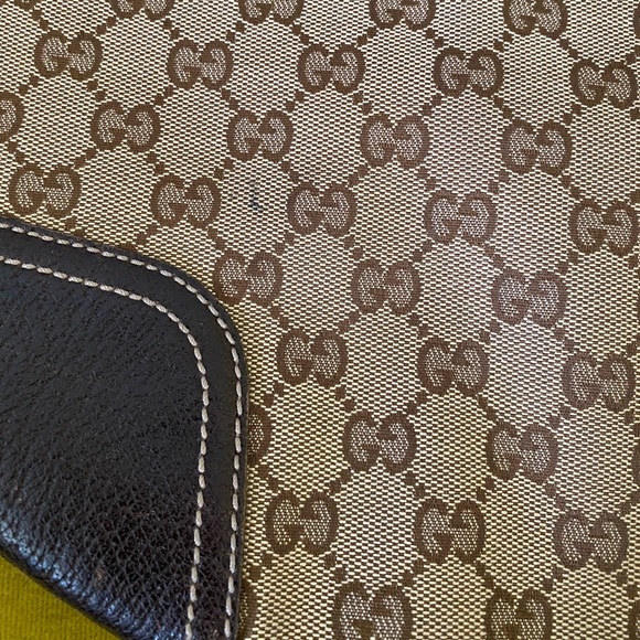 Authentic Gucci Monogram Bag - Picture 12 of 13
